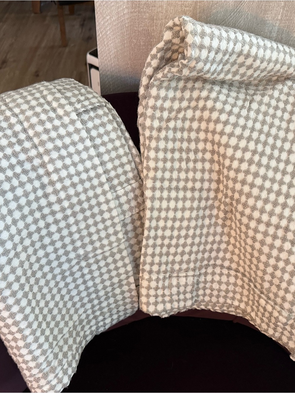 Neutral Houndstooth Pattern Bedding Set - Cream and Gray